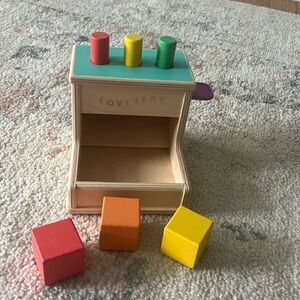Lovevery Wooden Peg Drop and First Blocks 6 pieces